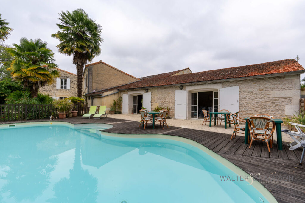 Maison 8 pièces chaniers