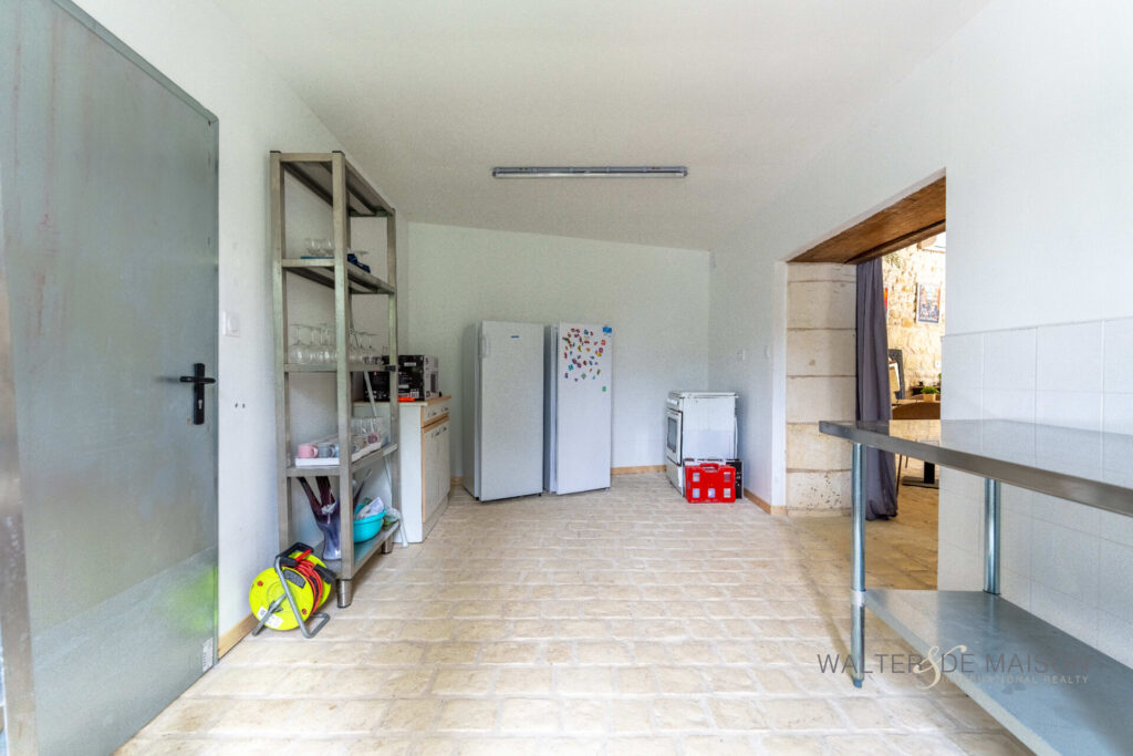 Maison 8 pièces chaniers 15
