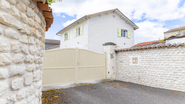 KF-Signature-069-Maison-Lonzac-by-Arnaud-Koncina