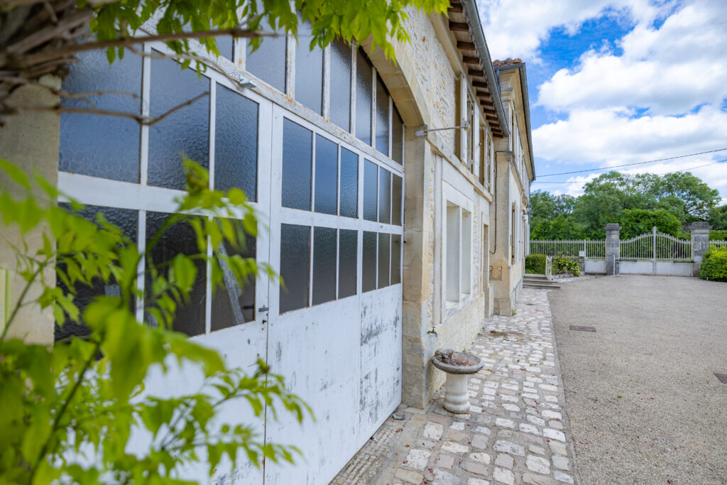 KF-St-Sulpice-083-exterieur-by-Arnaud-Koncina