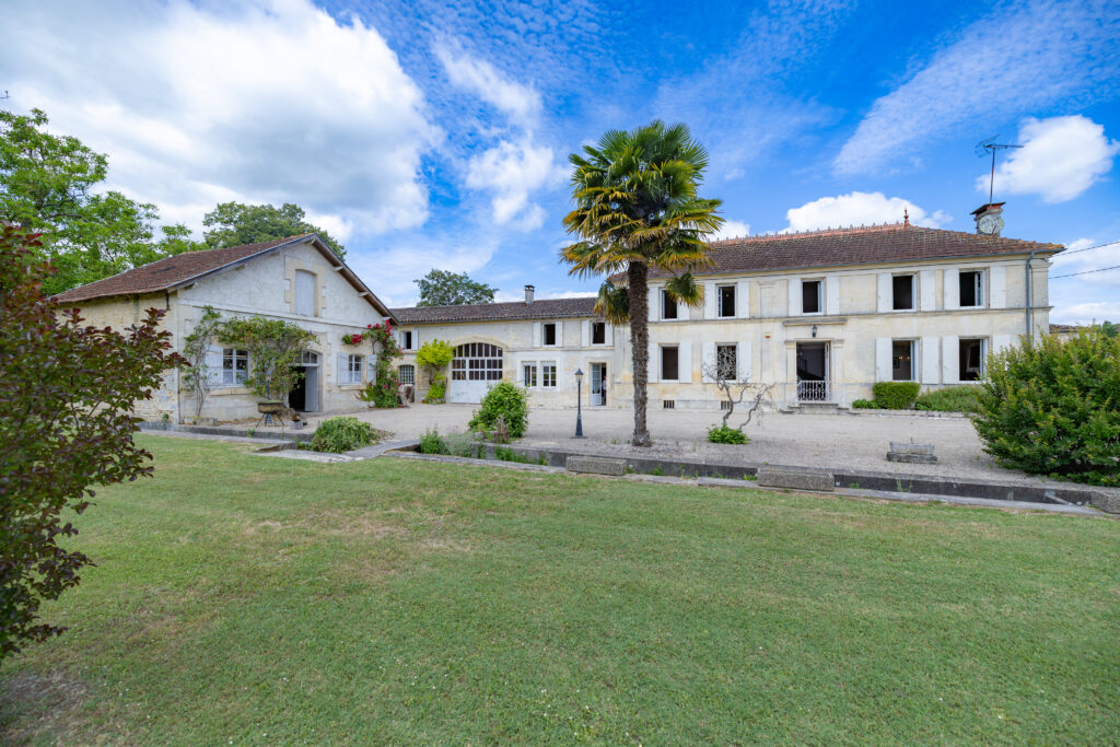KF-St-Sulpice-086-exterieur-by-Arnaud-Koncina